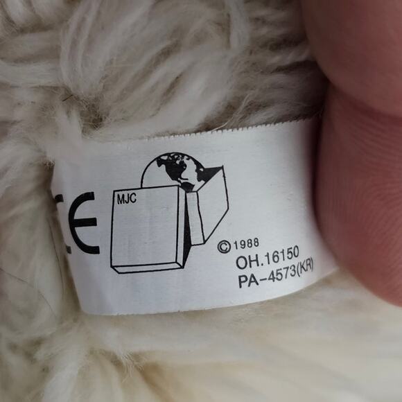 MJC 1988 Vintage Purr-Fection White Polar Bear Plush Stuffed Animal Small 8" - Picture 5 of 6